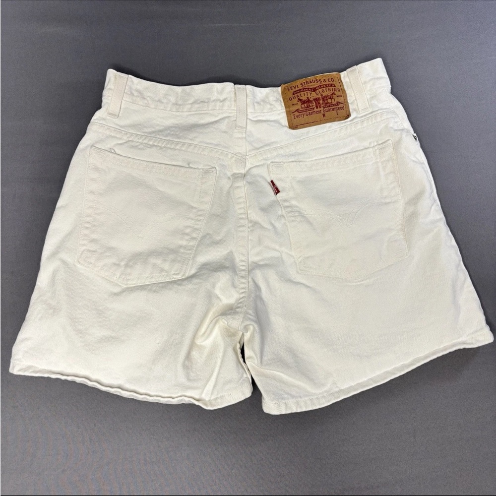 Levi’s Shorts Womens 8 White Denim Mid Rise Classic Jean Summer Casual Y2K Beach